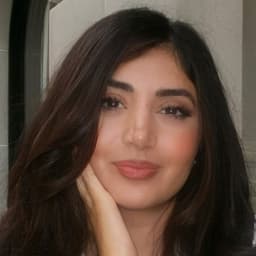 Head shot for Sarah Salameh