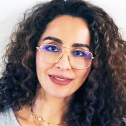 Head shot for Pantea Shahbazi
