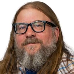 Head shot for Lee Shadeck