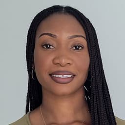 Head shot for Yetunde Bamisile