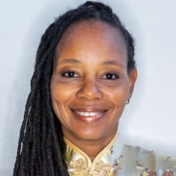 Head shot for Andrea Alleyne