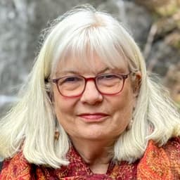 Head shot for Barbara Sepp