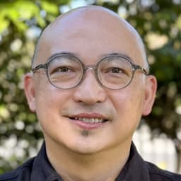 Head shot for Daniel Fong