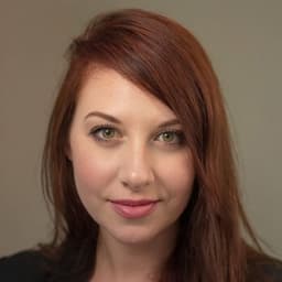 Head shot for Sophia Fishbane