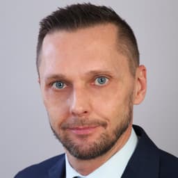 Head shot for Andriy Kostynyuk