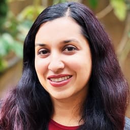 Head shot for Nadia Shah