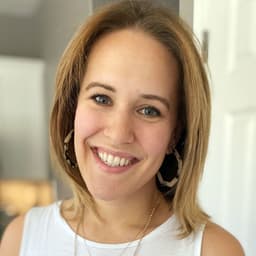 Head shot for Kimberly Porter