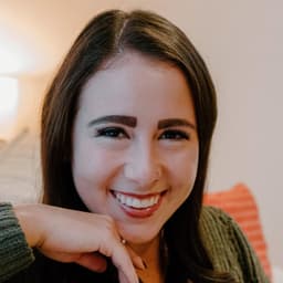 Head shot for Mallory Mareski