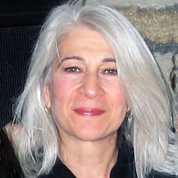 Head shot for Joan Avedisian