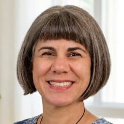 Head shot for Patricia Grullon
