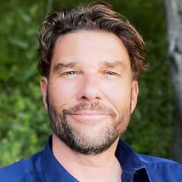 Head shot for Rik Van Antwerpen