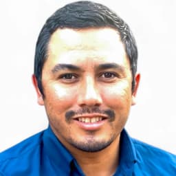 Head shot for Jeremy Acevedo