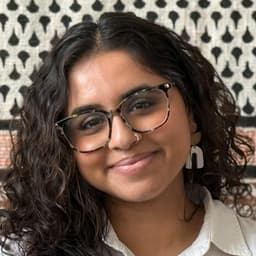 Head shot for Rida Rashid