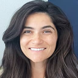Head shot for Alex Urrutia