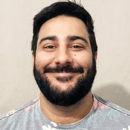 Head shot for Vishal Vaswani