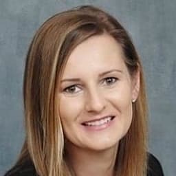 Head shot for Emily Wagner