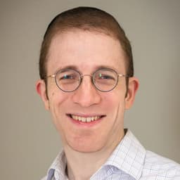 Head shot for David Krakowski