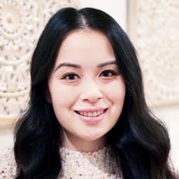 Head shot for Katherine Fan