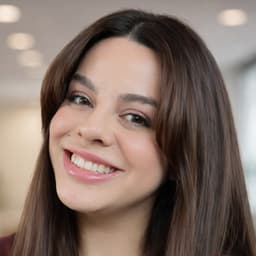 Head shot for Joanna Garay