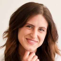 Head shot for Arielle Werblun