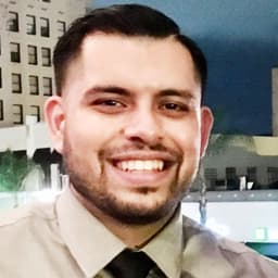 Head shot for Javier Serna