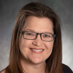 Head shot for Tina Schwingler