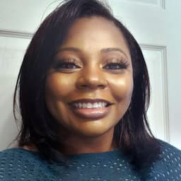 Head shot for Linda Arrington