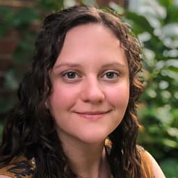 Head shot for Heather Boyd