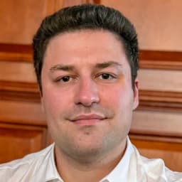 Head shot for Alexander Osterman