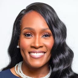 Head shot for Erica Lee