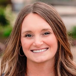 Head shot for Erikka Cole