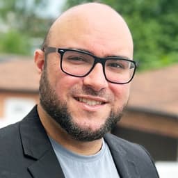 Head shot for Norberto Taveras