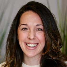 Head shot for Kelly Keck