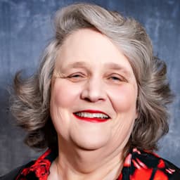 Head shot for Cinda Gee