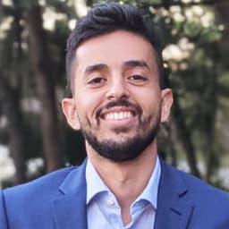 Head shot for Majd Alsakloull