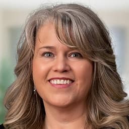 Head shot for Cheryl Davidson
