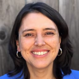 Head shot for Janette Engelhardt